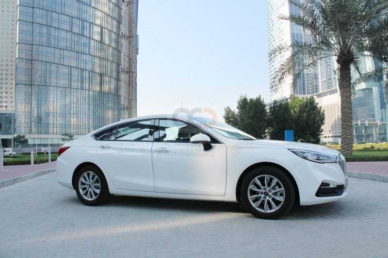 Rent Hongqi H5 2020 in Dubai - Luxury Redefined-pic_2