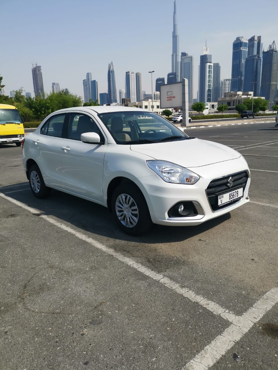 Suzuki Dzire-pic_2