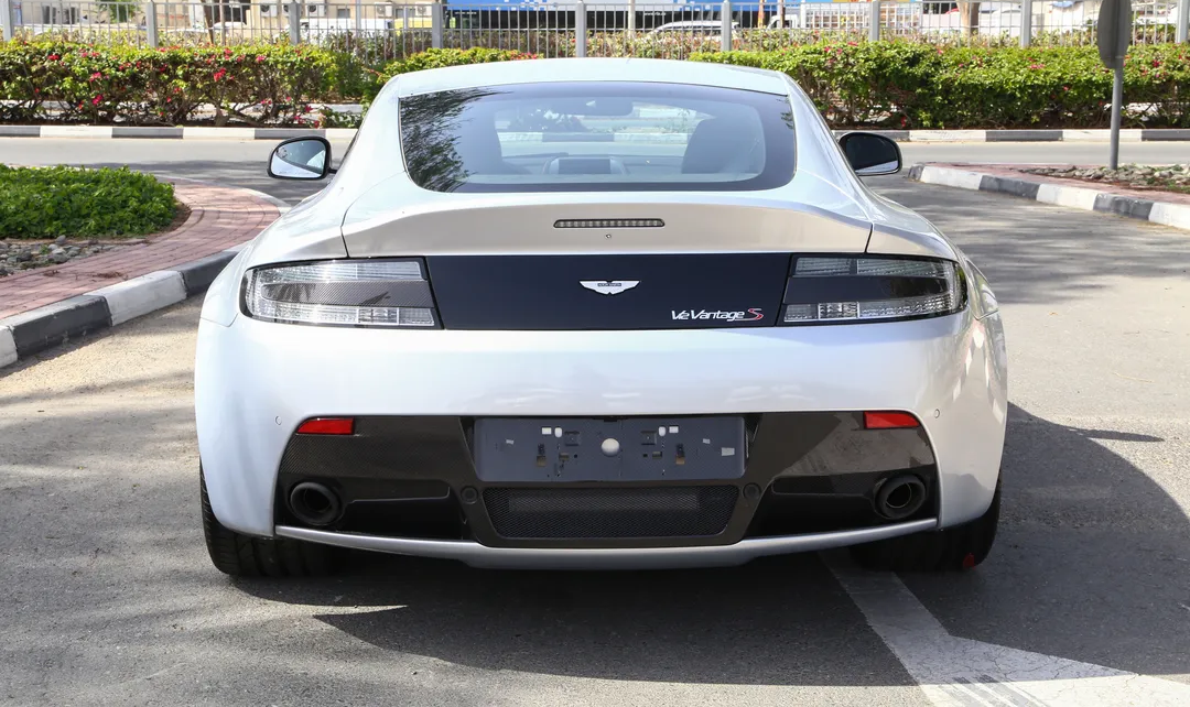Aston Martin Vantage S-pic_2