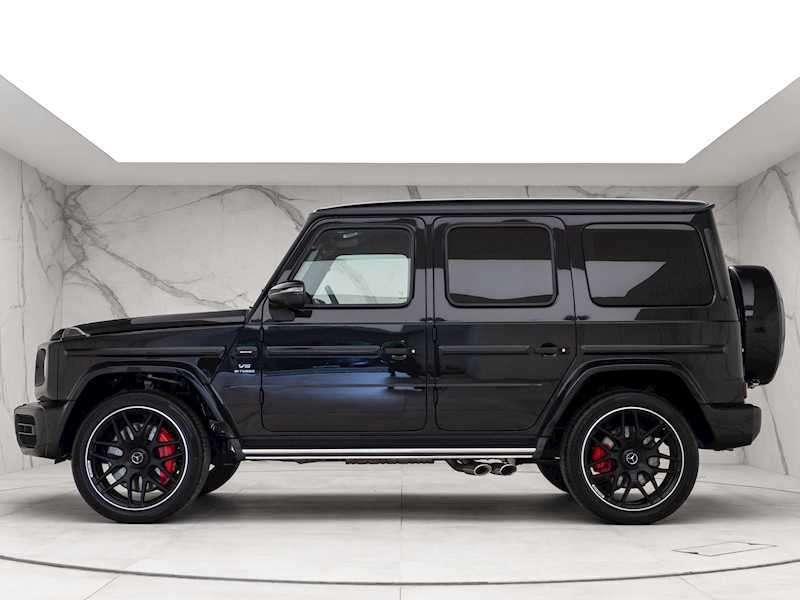 Rent a Mercedes-Benz AMG G63-pic_3