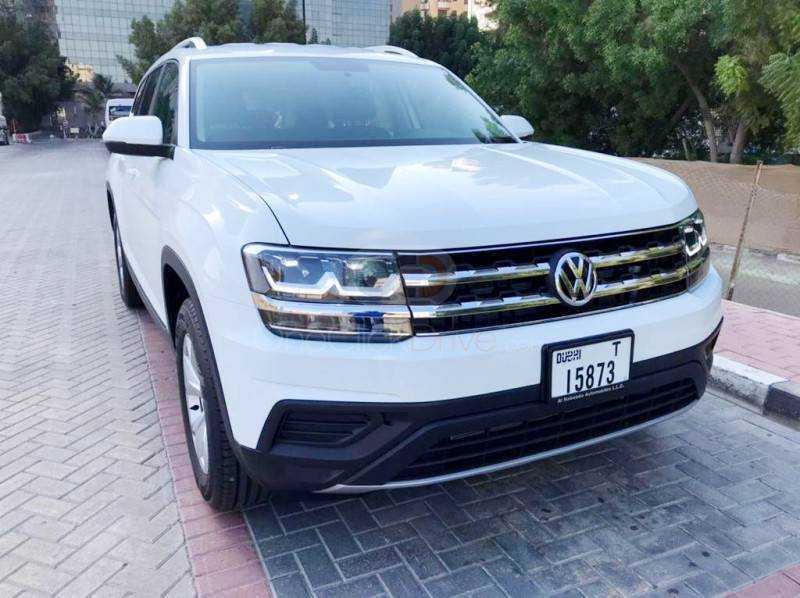 RENT VOLKSWAGEN TERAMONT 2020 IN DUBAI-pic_1