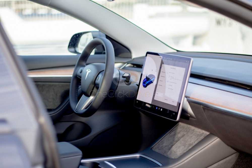 Rent Tesla Model 3 Standard Plus in Dubai - Best Rates-pic_1