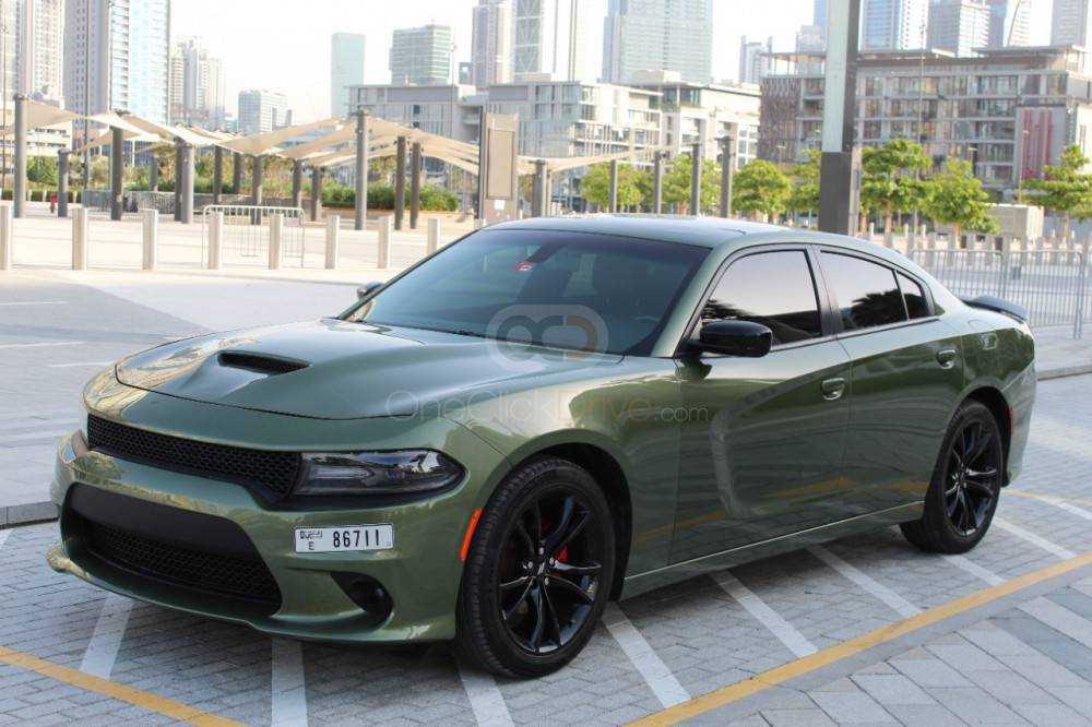 Rent Dodge Charger SRT Kit V6 2018 in Dubai - Best Deals-pic_1