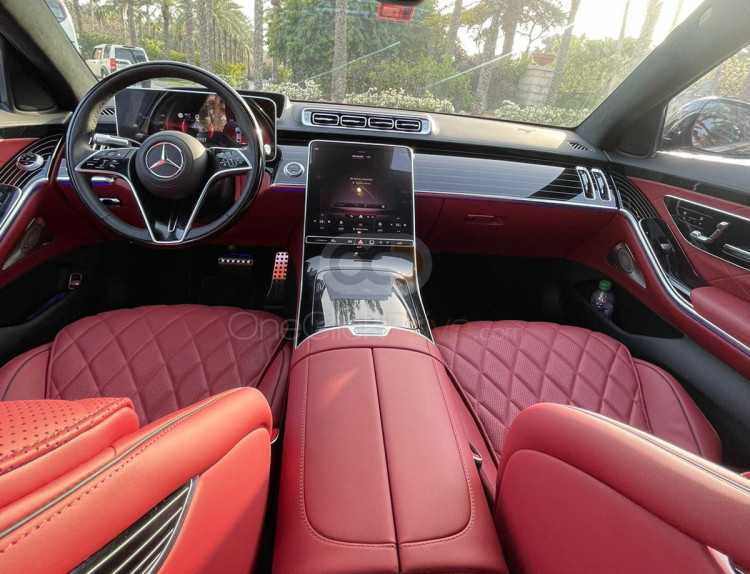 Rent Mercedes Benz S580 2022 in Dubai - Luxury Sedan-pic_2