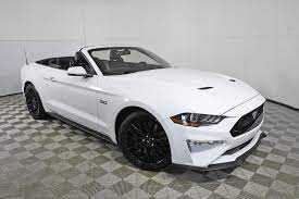 RENT FORD MUSTANG ECOBOOST CONVERTIBLE V4 2020 IN DUBAI-pic_2