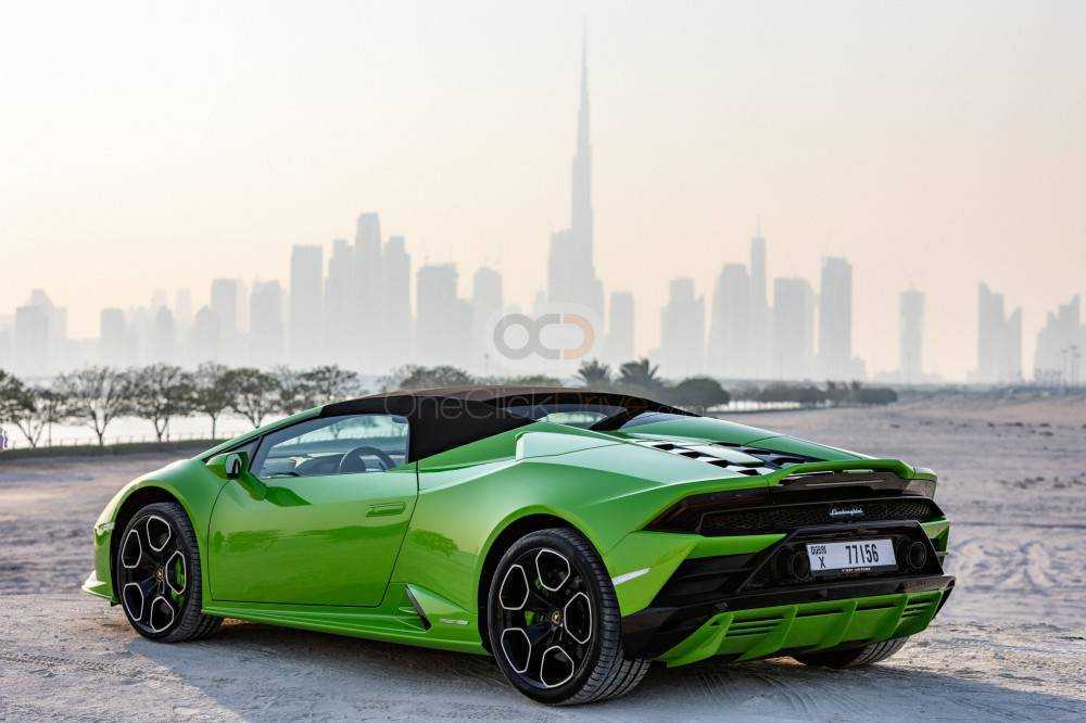 RENT LAMBORGHINI HURACAN EVO SPYDER 2022 IN DUBAI-pic_6