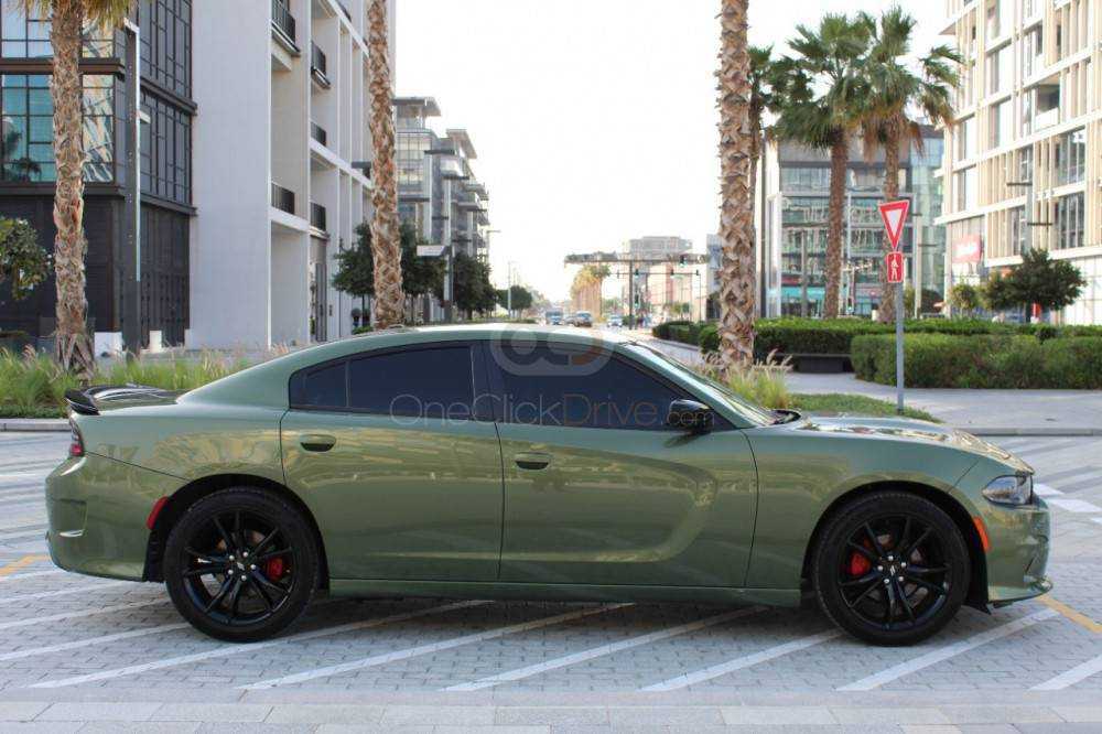 Rent Dodge Charger SRT Kit V6 2018 in Dubai - Best Deals-pic_2
