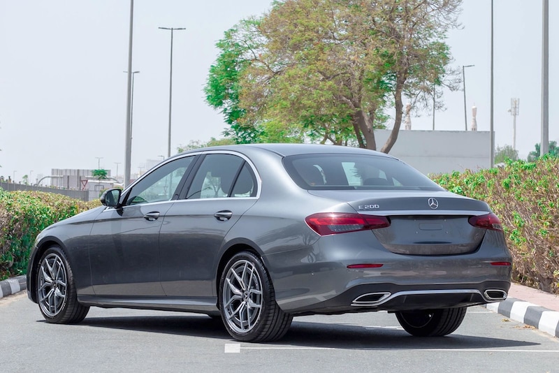 Mercedes-Benz E-Class E 200-pic_1
