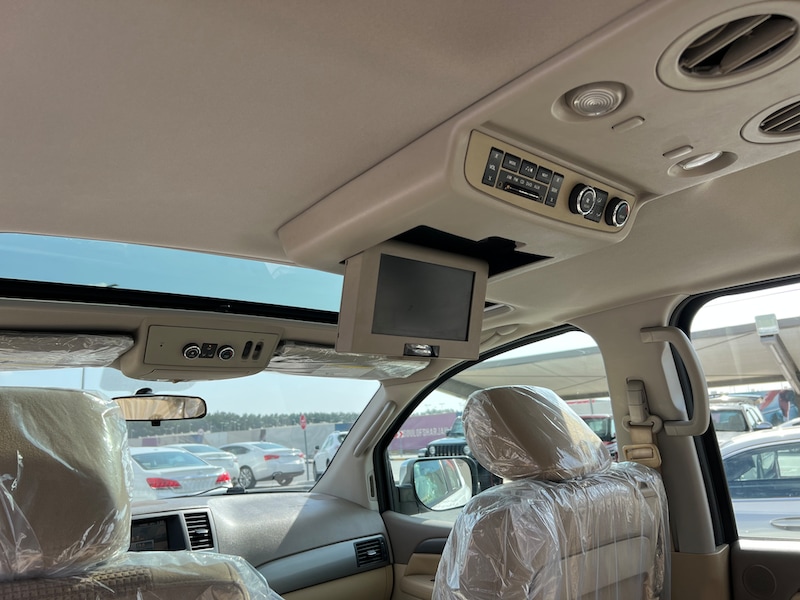 Nissan Armada SE-pic_4