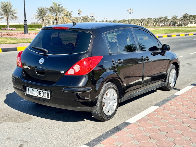 Nissan Tiida-pic_2