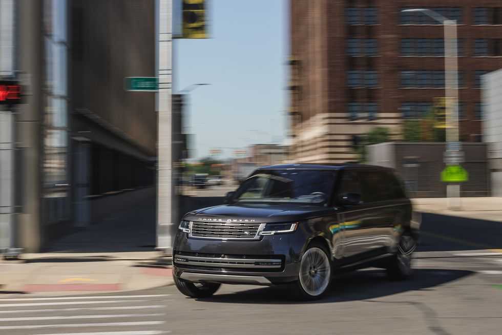 RENT GMC YUKON 2022-pic_1