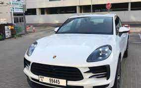 RENT PORSCHE MACAN 2021-pic_2